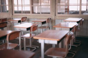 子どもたちの人生に寄り添う先生方に、資産運用を通して、自分の人生に寄り添う時間を。